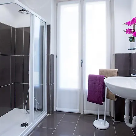 Ossuccio Grande C With Pool Sleeps 12 By Italian Holiday home