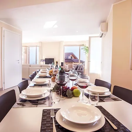 Holiday home Ossuccio Grande C With Pool Sleeps 12 By Italian Como