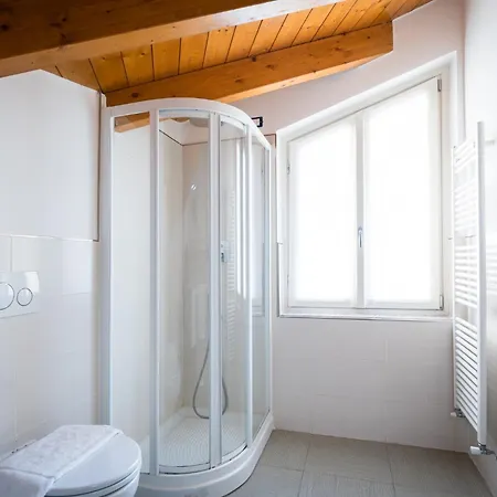Donagh- With Pool Sleeps 12 By Italian Côme