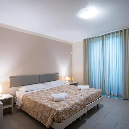 Donagh- With Pool Sleeps 12 By Italian Сasa de vacaciones