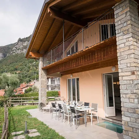 Donagh- With Pool Sleeps 12 By Italian Como
