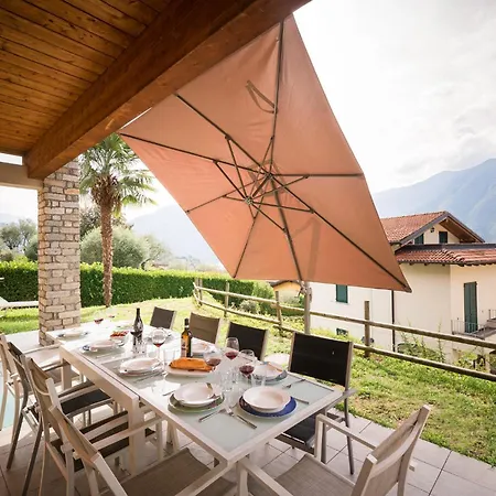 Donagh- With Pool Sleeps 12 By Italian