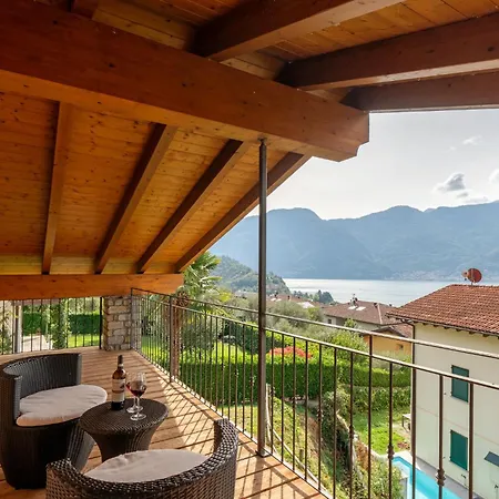 Donagh- With Pool Sleeps 12 By Italian Сasa de vacaciones