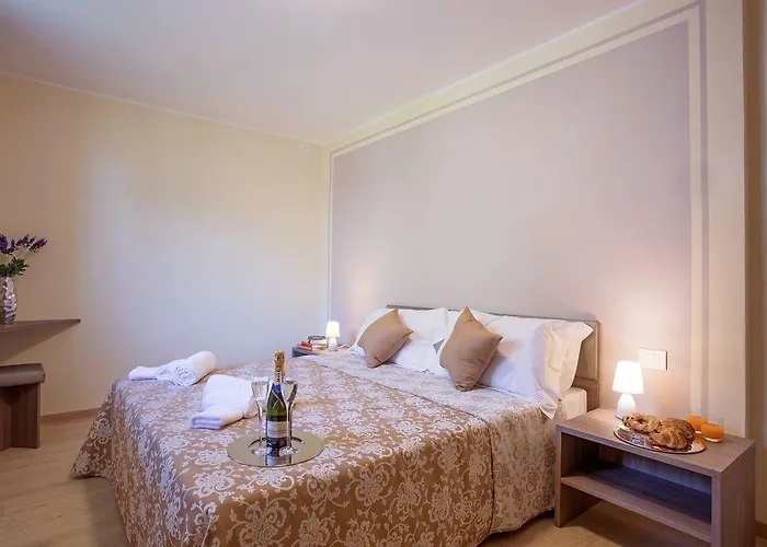 Ossuccio Grande C With Pool Sleeps 12 By Italian Como