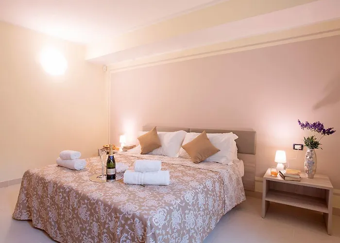 Ossuccio Grande C With Pool Sleeps 12 By Italian Prázdninový dům *