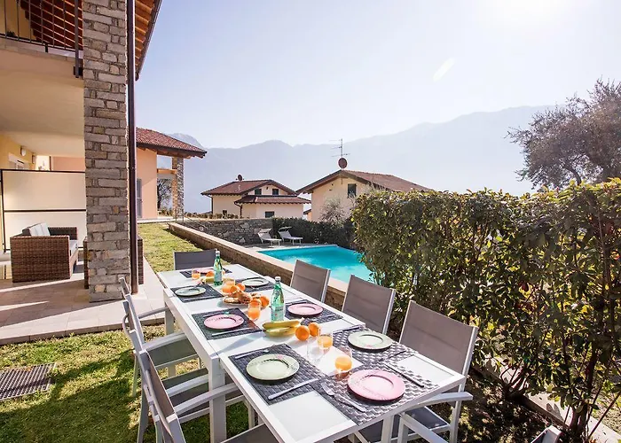 Ossuccio Grande C With Pool Sleeps 12 By Italian * Como