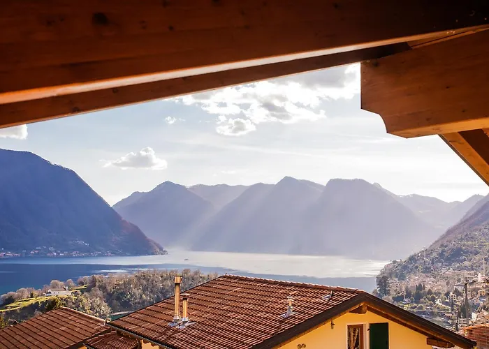 Ossuccio Grande C With Pool Sleeps 12 By Italian Prázdninový dům Como