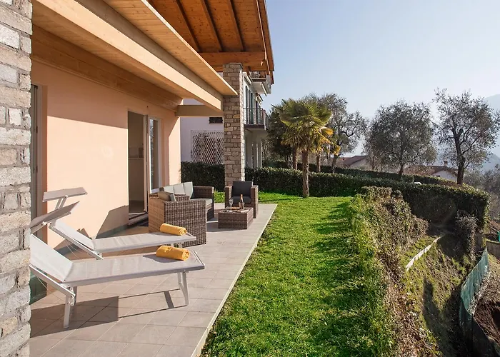 Ossuccio Grande C With Pool Sleeps 12 By Italian * Como