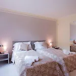 Ossuccio Grande C With Pool Sleeps 12 By Italian * Como